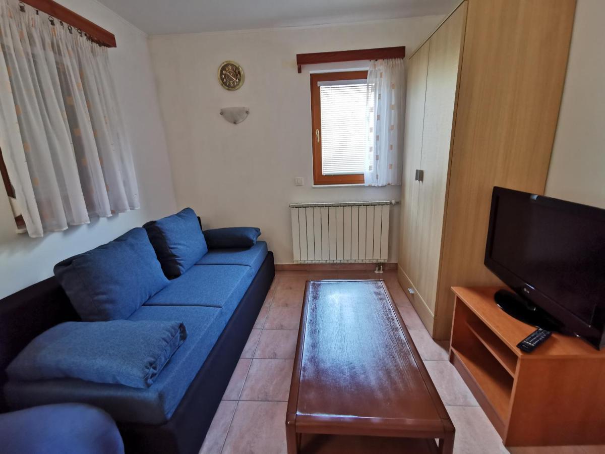 בובק Apartma Jowz מראה חיצוני תמונה