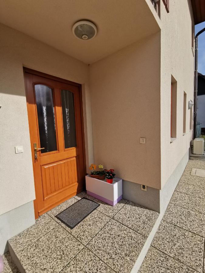 בובק Apartma Jowz מראה חיצוני תמונה
